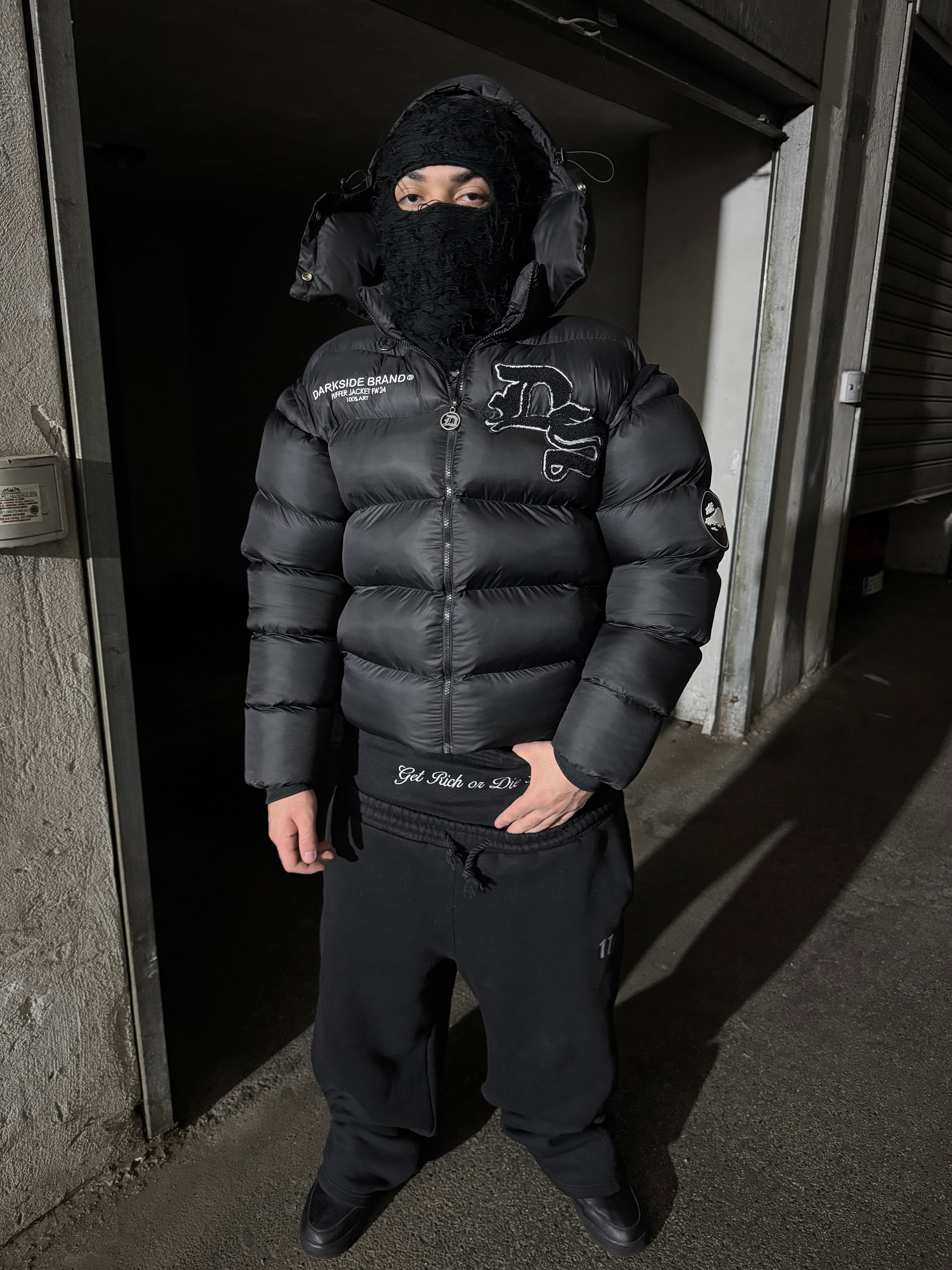 PUFFER - BLACK MATTE V2